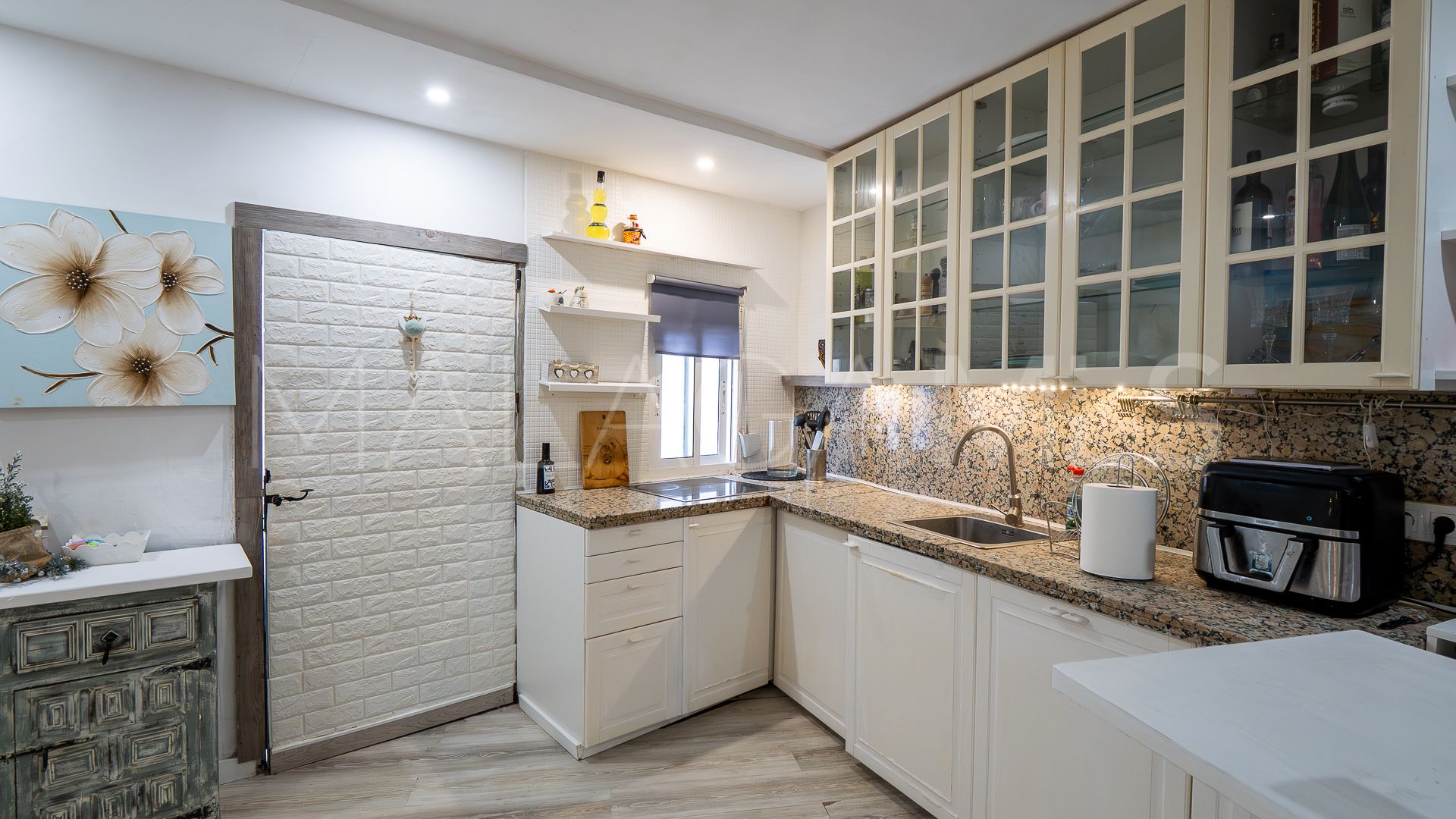 Hus i byn for sale in Malaga - Centro