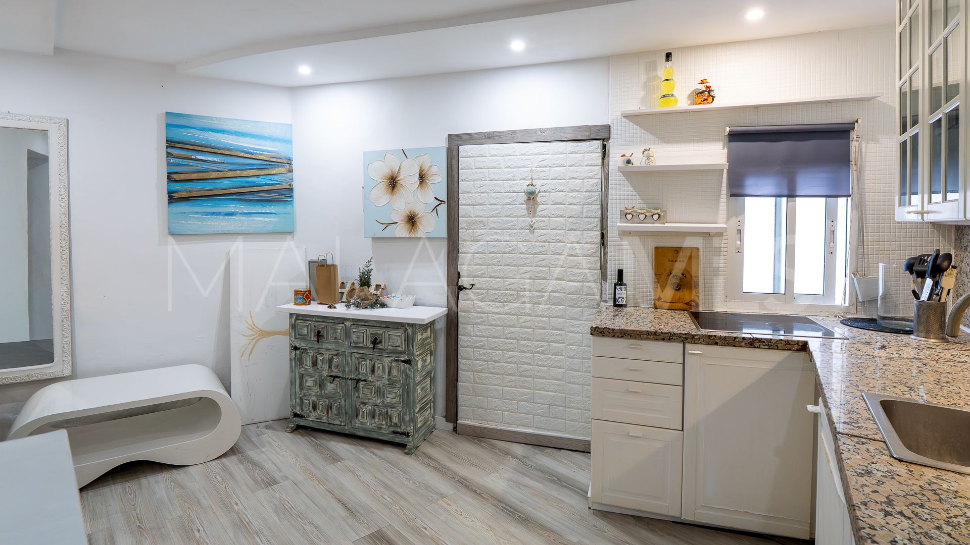 Hus i byn for sale in Malaga - Centro