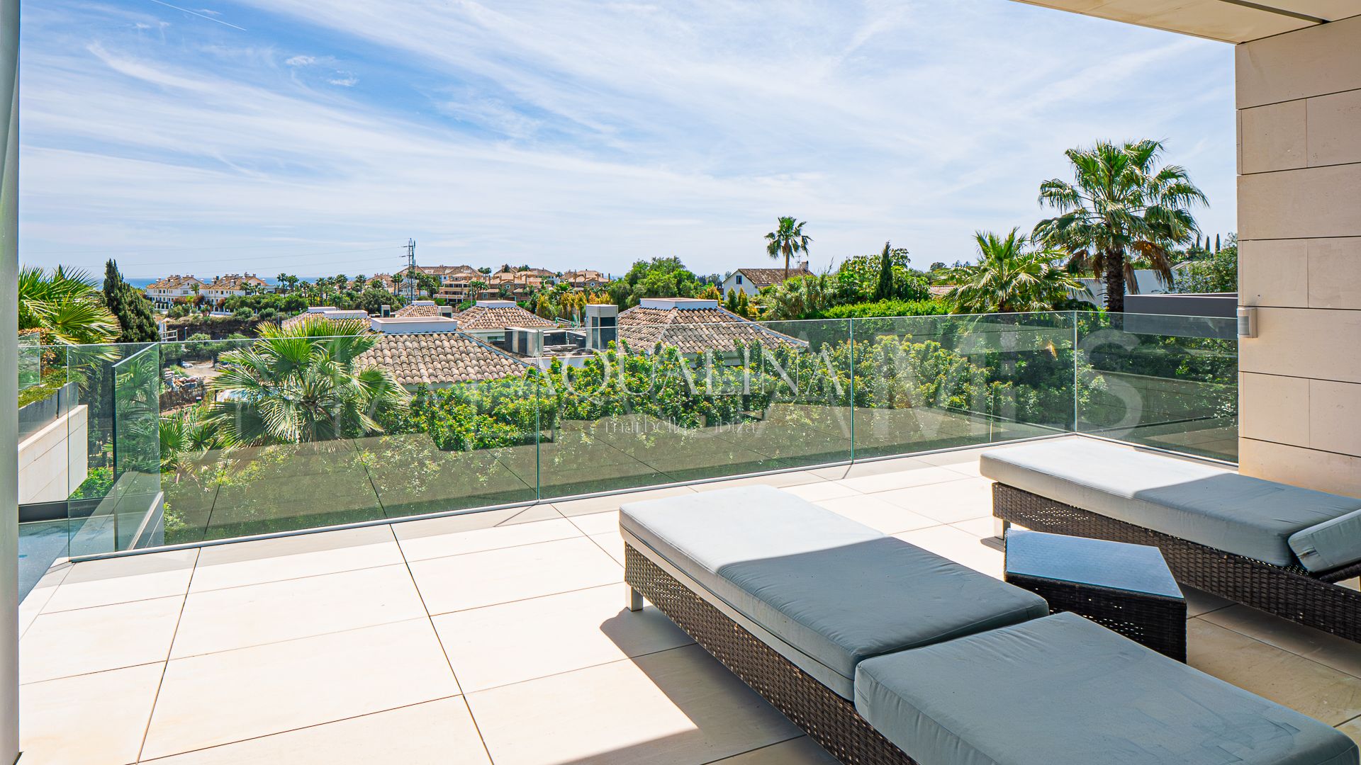Villa for sale in Las Lomas del Marbella Club