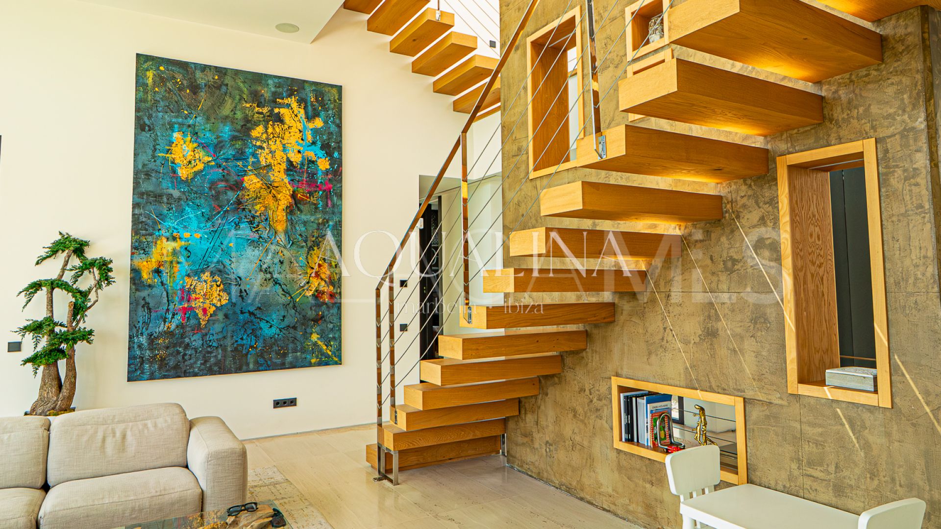 Villa for sale in Las Lomas del Marbella Club