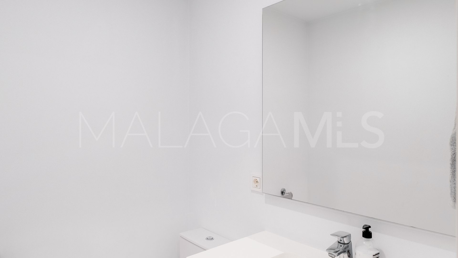 Radhus for sale in Los Naranjos