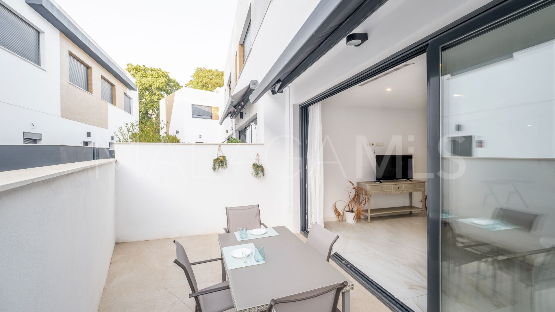 Radhus for sale in Los Naranjos