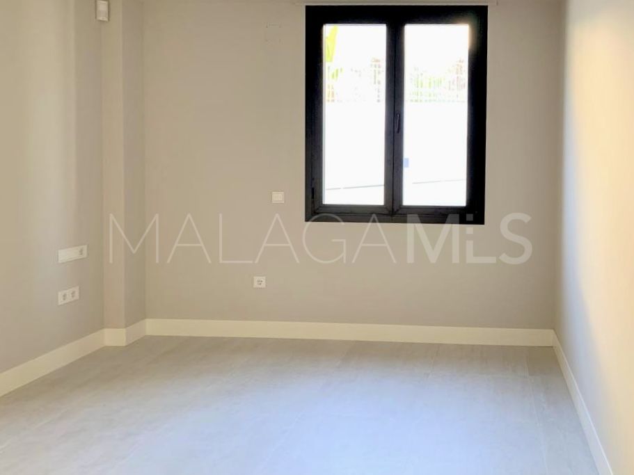 For sale ground floor apartment in Azahar de Marbella