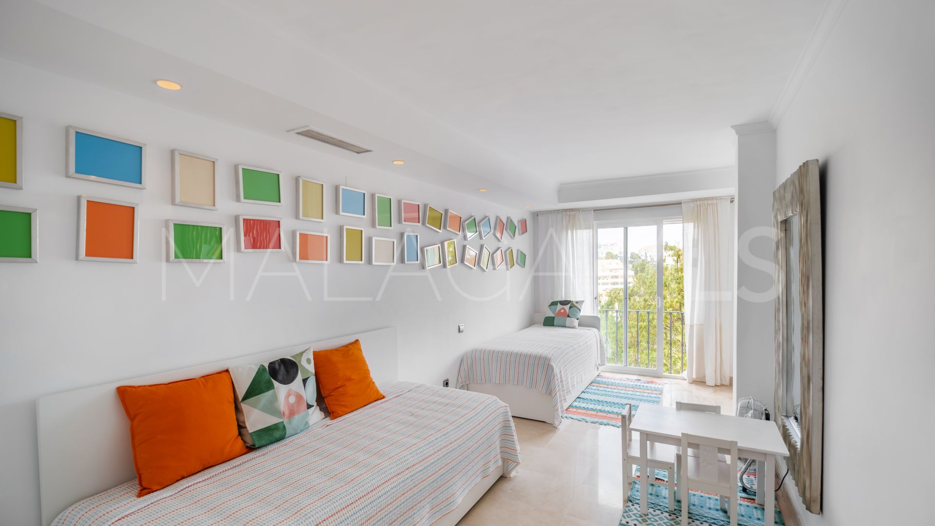 Maison jumelée for sale in Elviria
