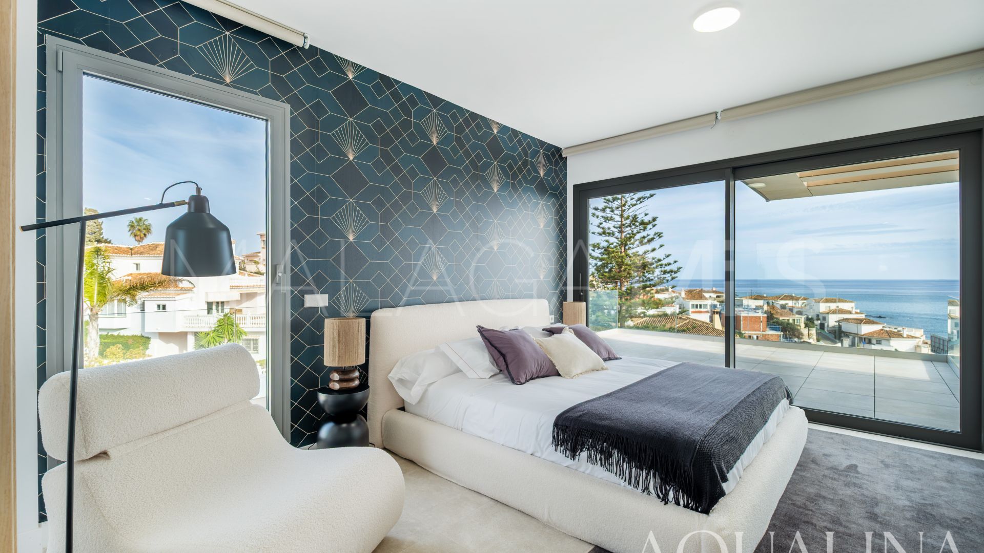 Buy adosado de 4 bedrooms in El Chaparral