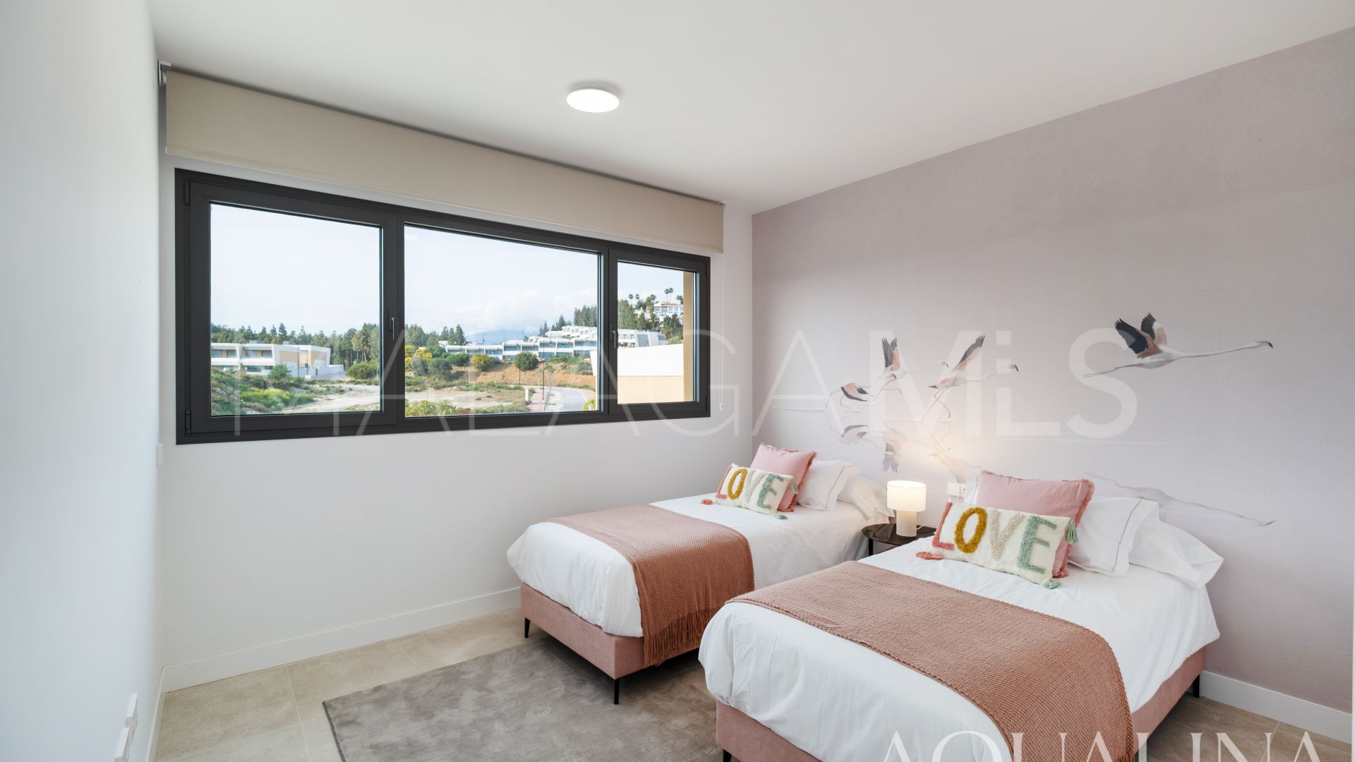 Buy adosado de 4 bedrooms in El Chaparral