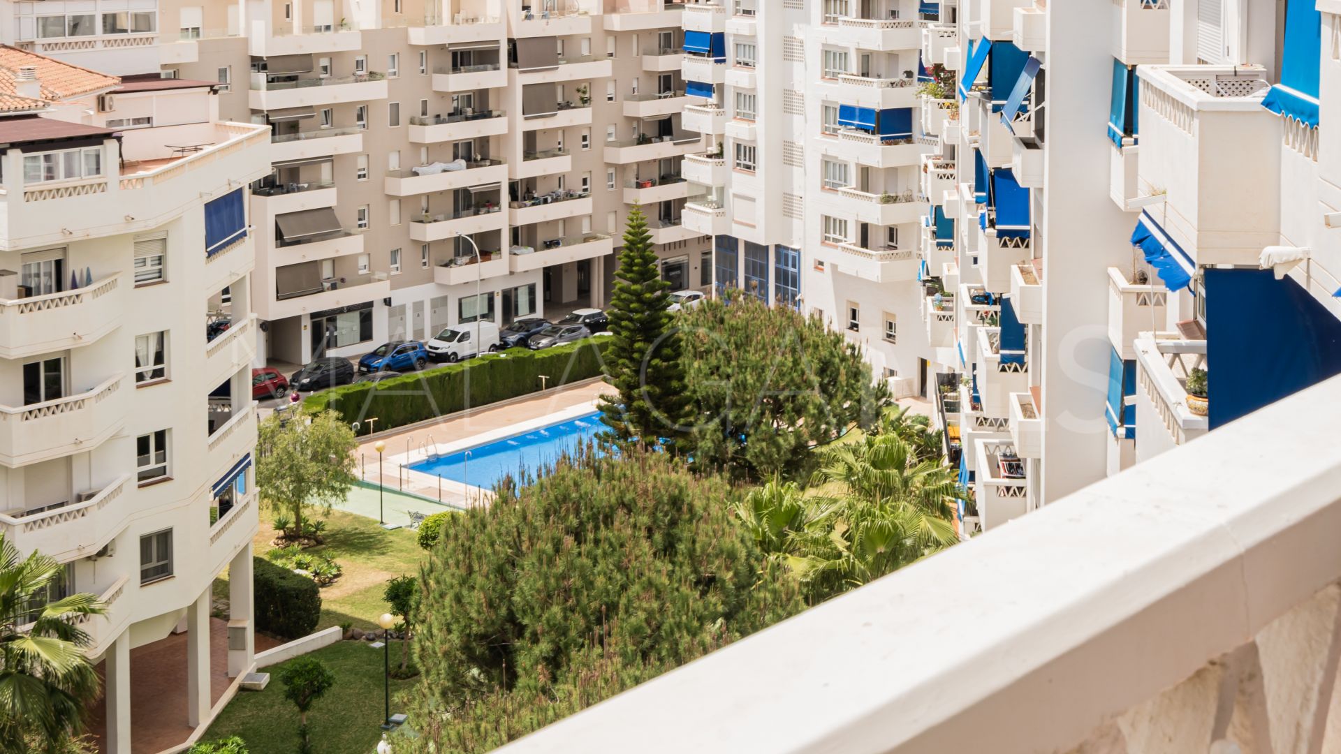 2 bedrooms La Campana apartment for sale