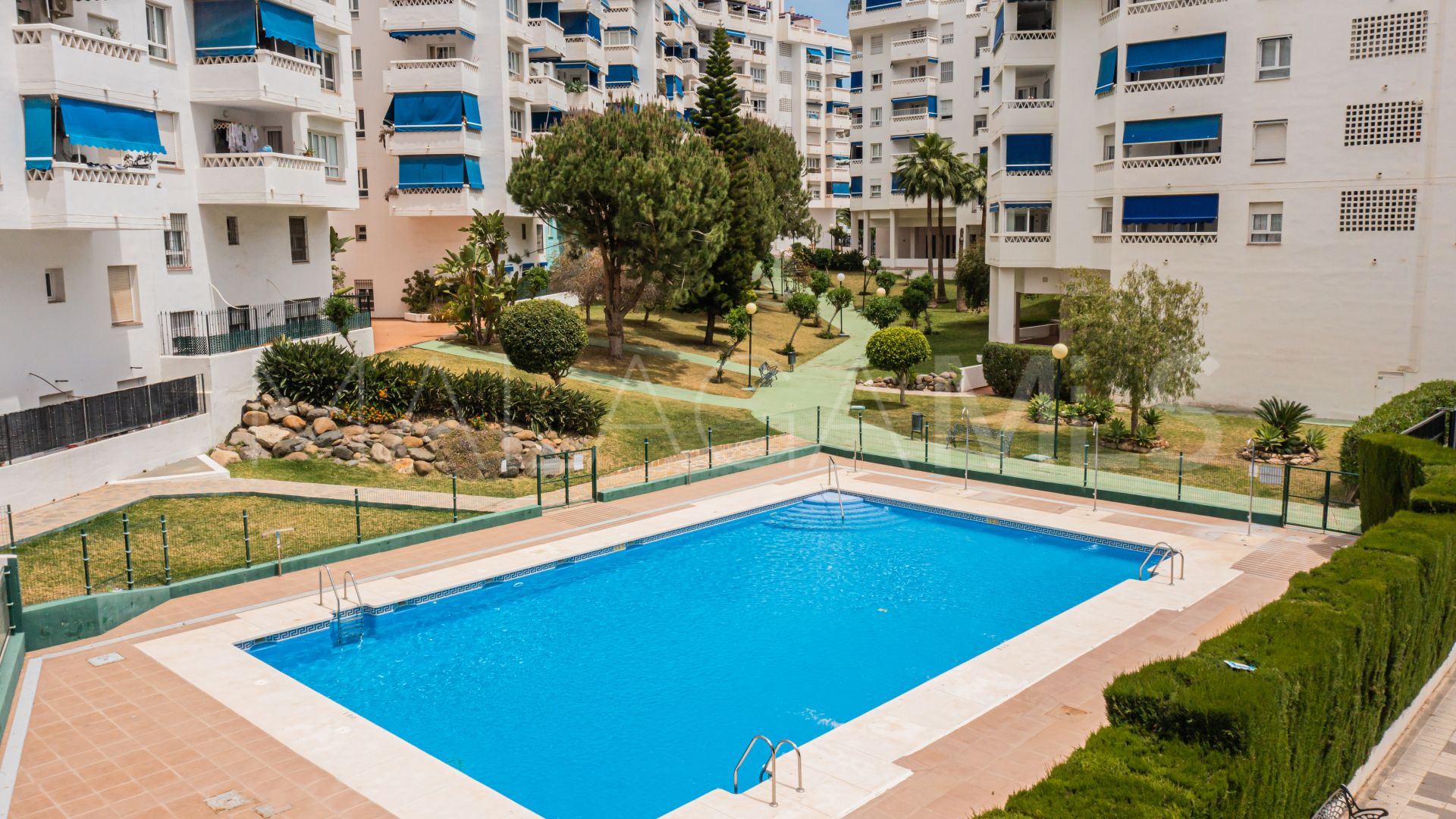 2 bedrooms La Campana apartment for sale