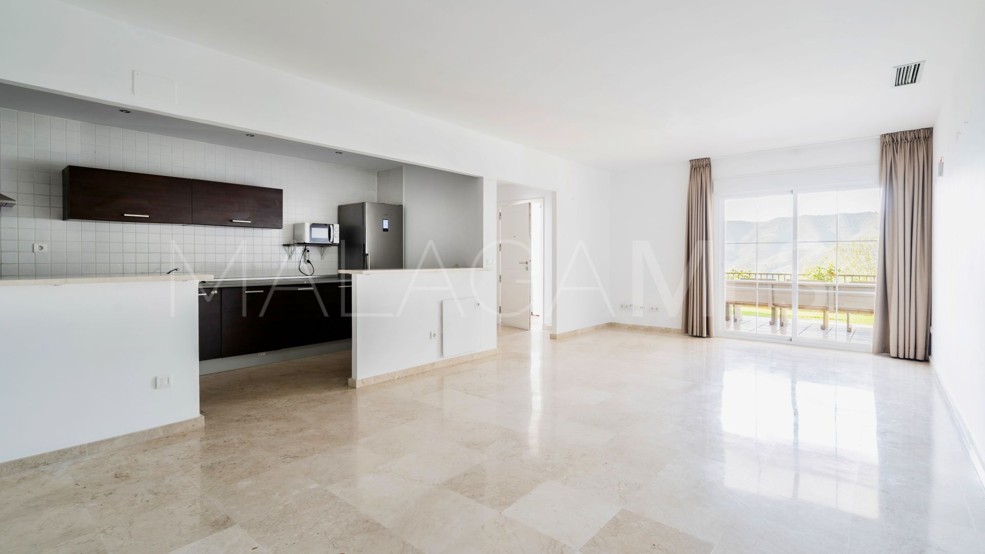 For sale 2 bedrooms ground floor apartment in Carretera de Istan