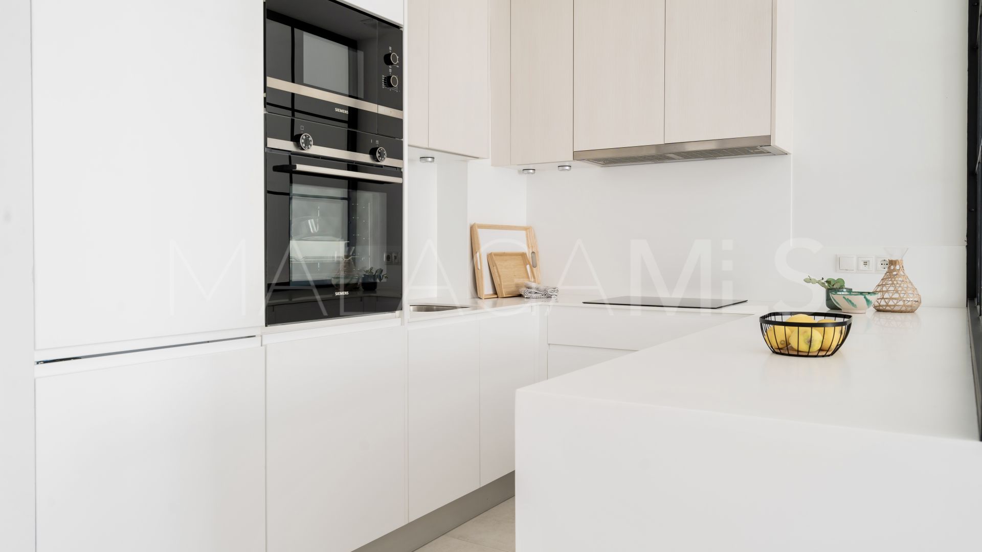 Ground floor apartment for sale in El Paraiso