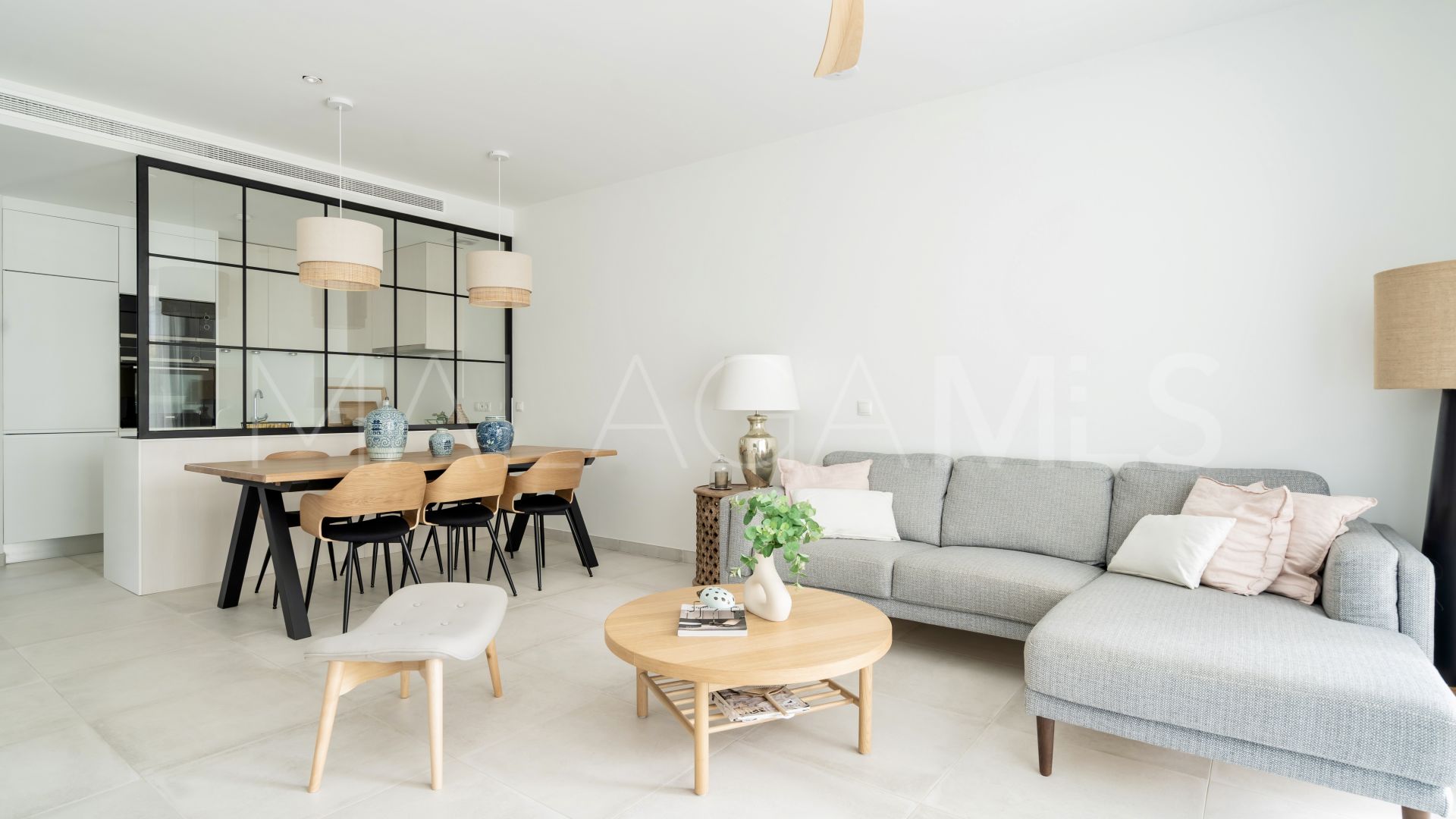 Ground floor apartment for sale in El Paraiso
