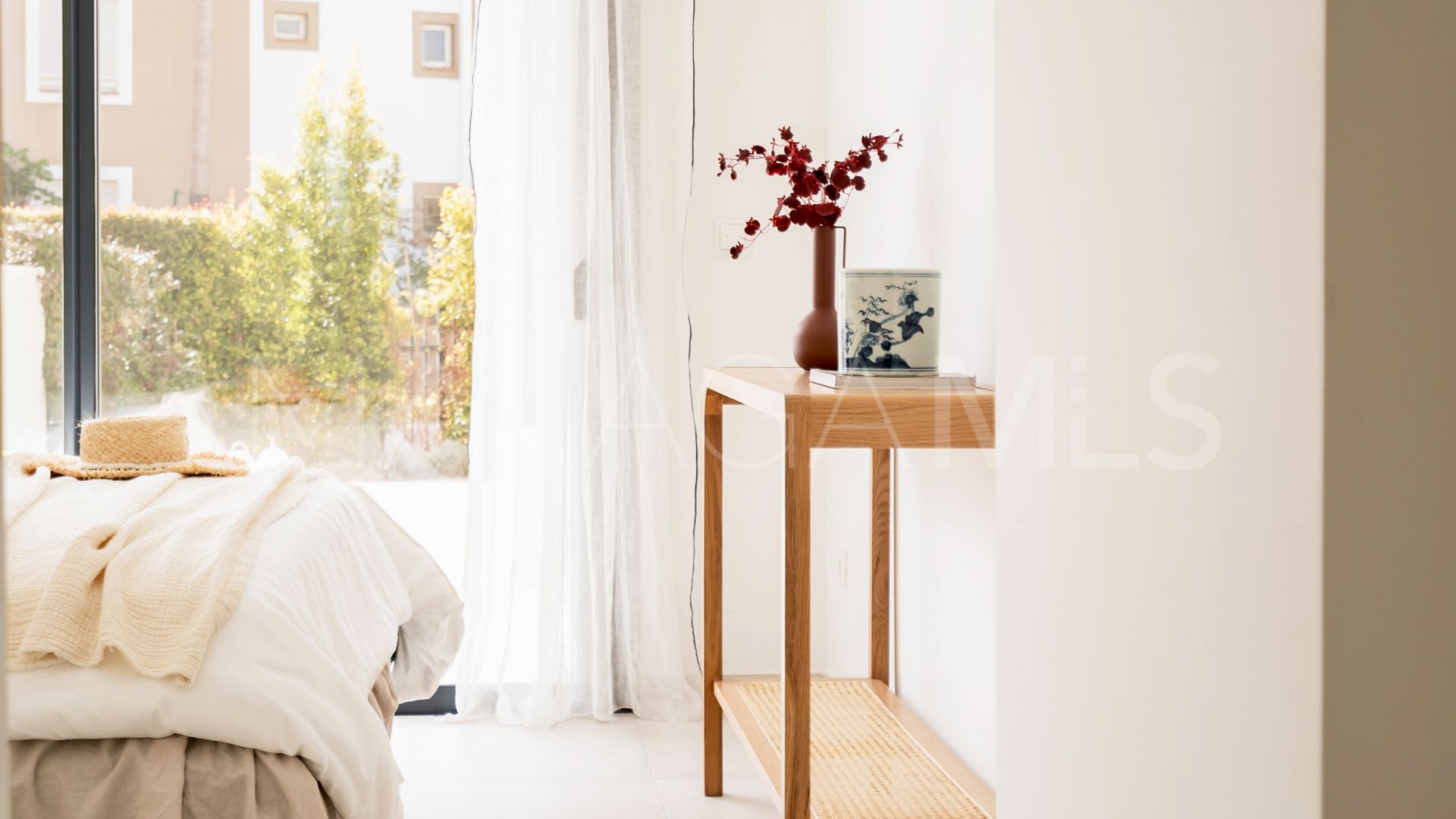 Ground floor apartment for sale in El Paraiso