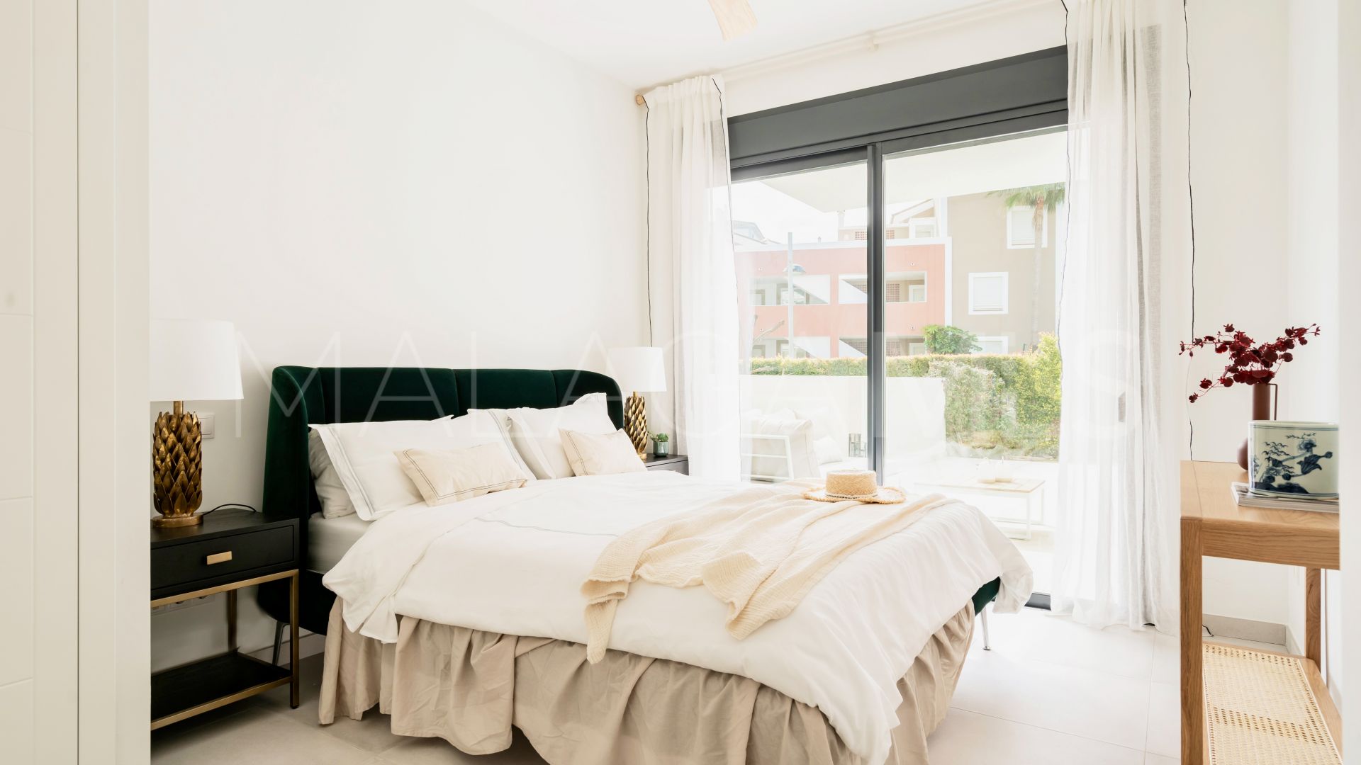 Ground floor apartment for sale in El Paraiso