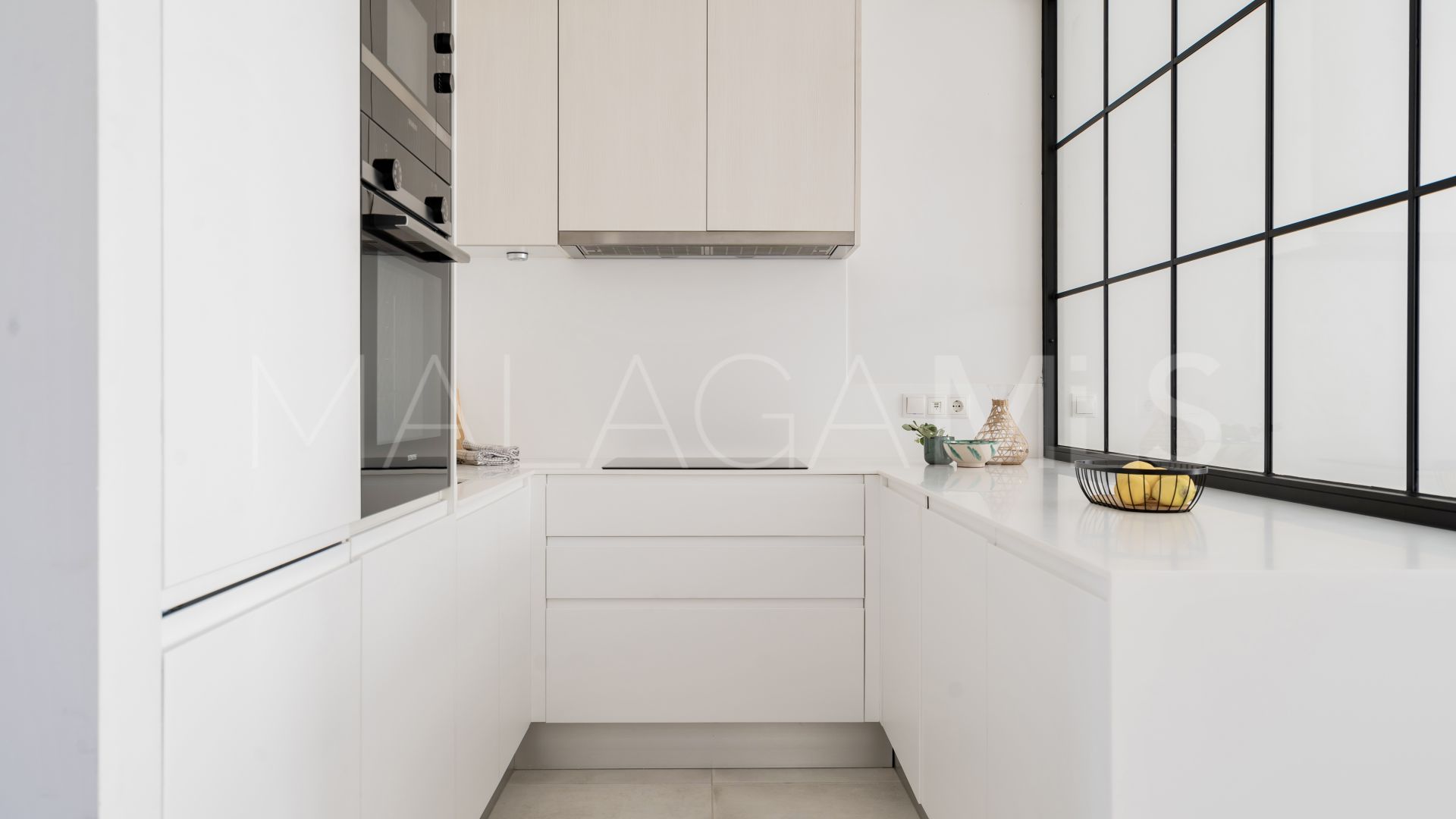 Ground floor apartment for sale in El Paraiso