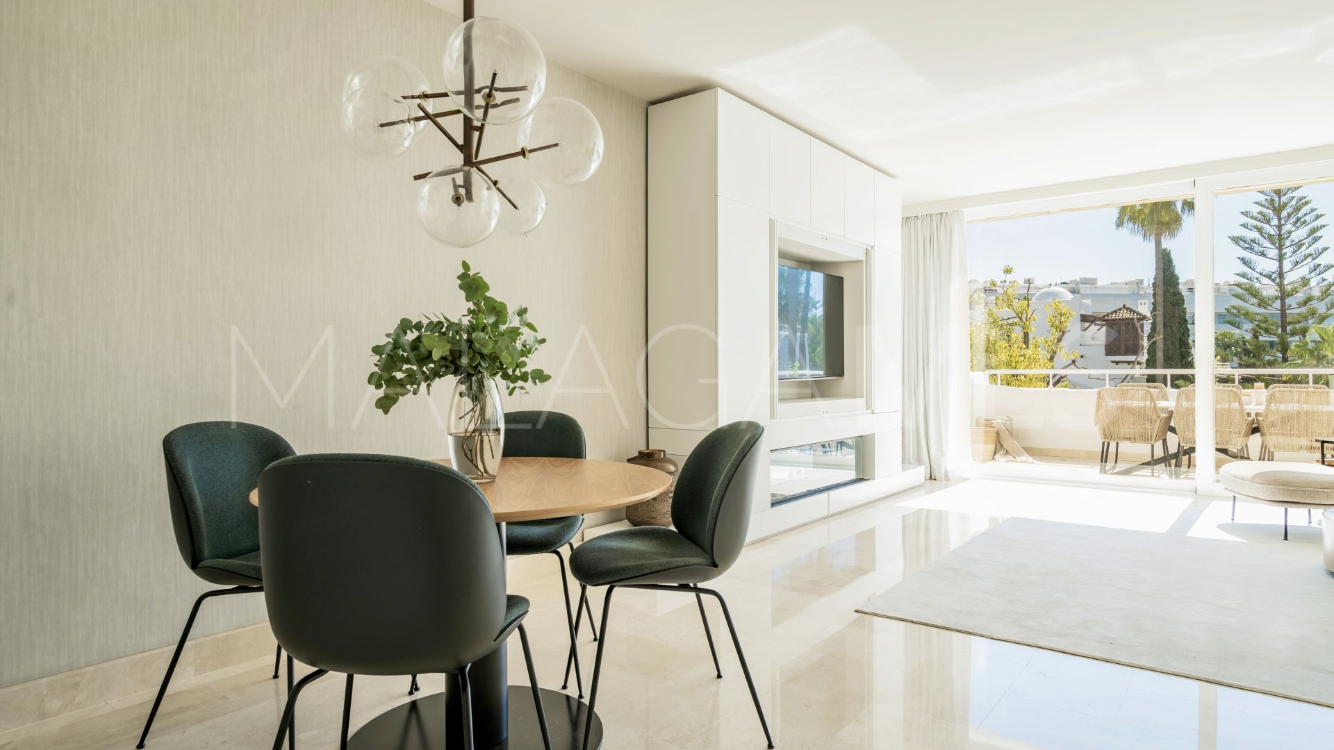 Marbella Golden Mile, atico duplex for sale de 3 bedrooms