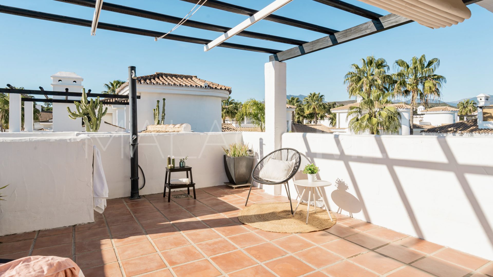 Atico duplex a la venta in Nueva Andalucia de 3 bedrooms