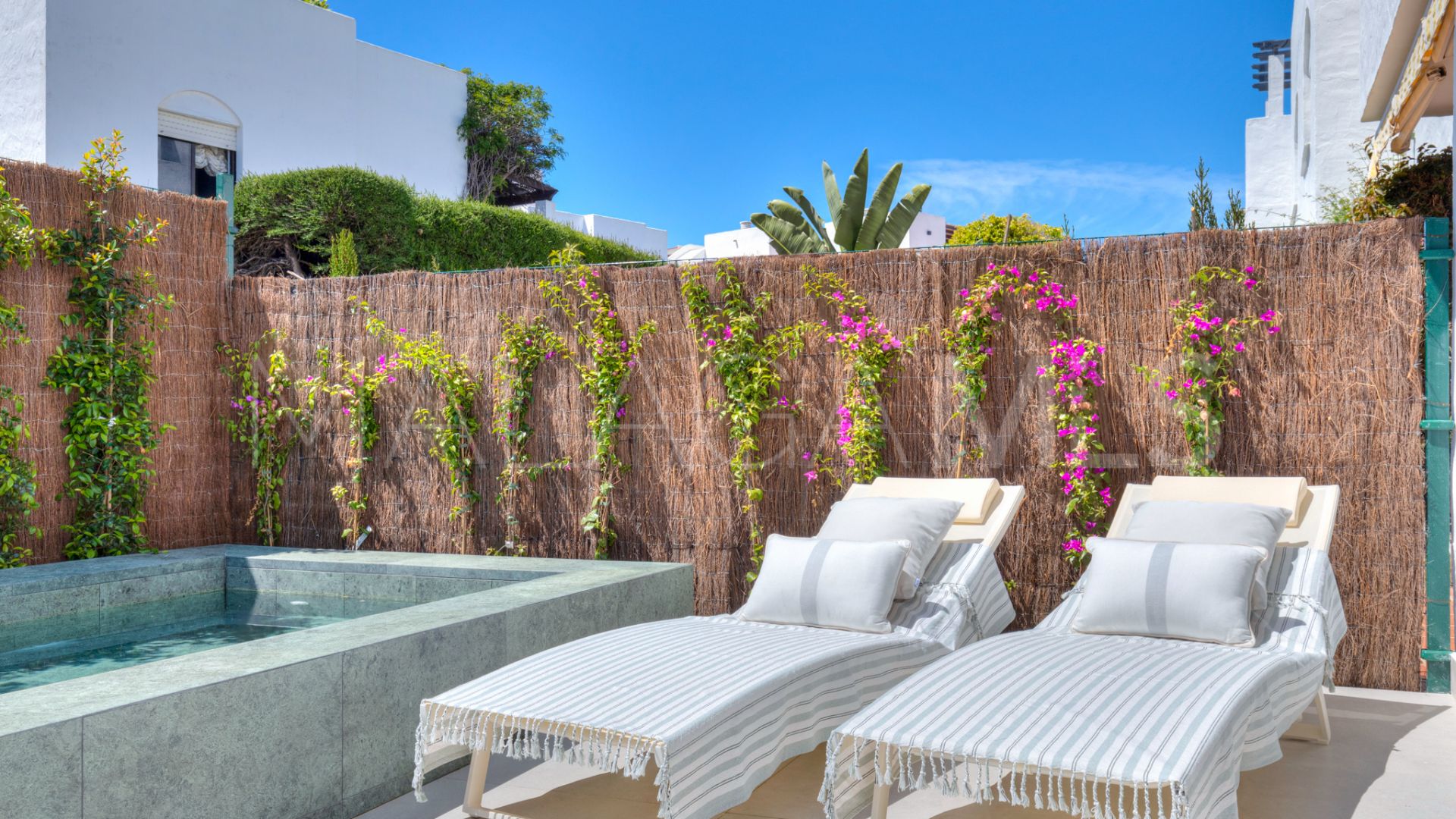 4 bedrooms town house in San Pedro de Alcantara for sale