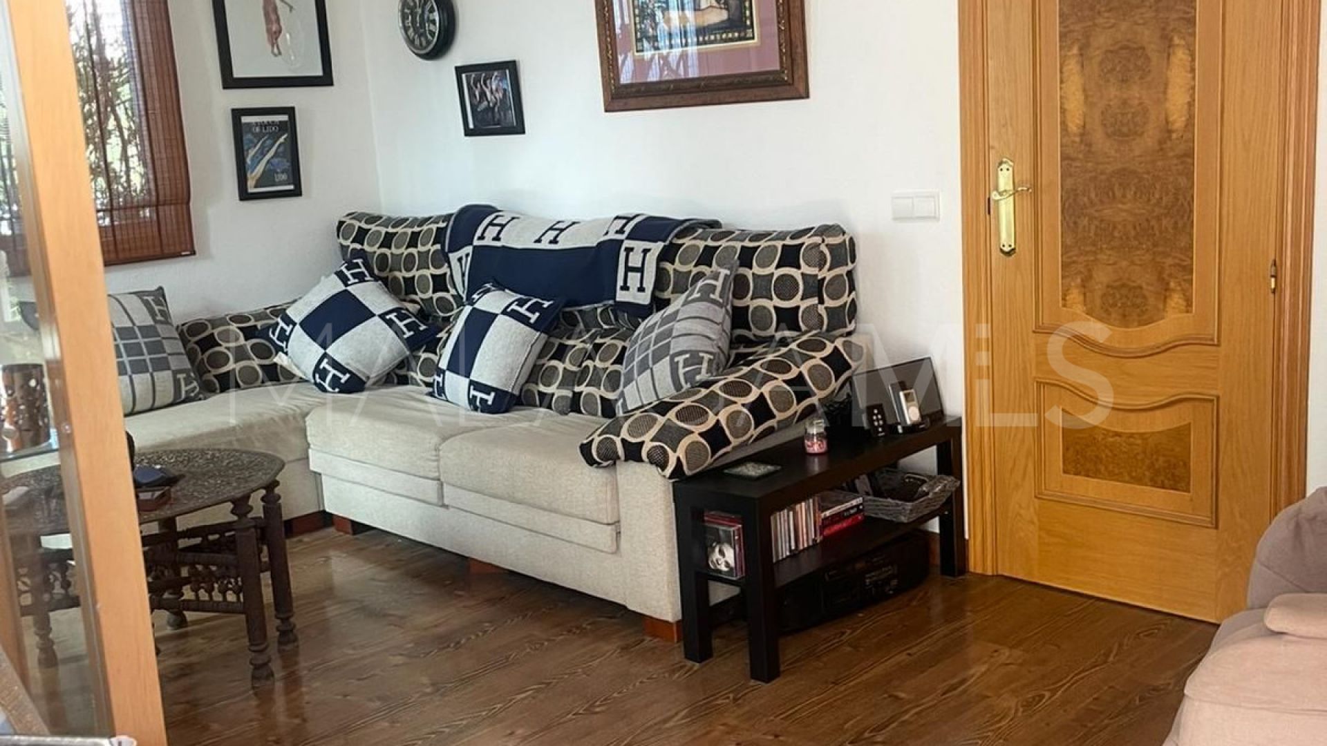 Buy Ático in Calahonda with 1 bedroom