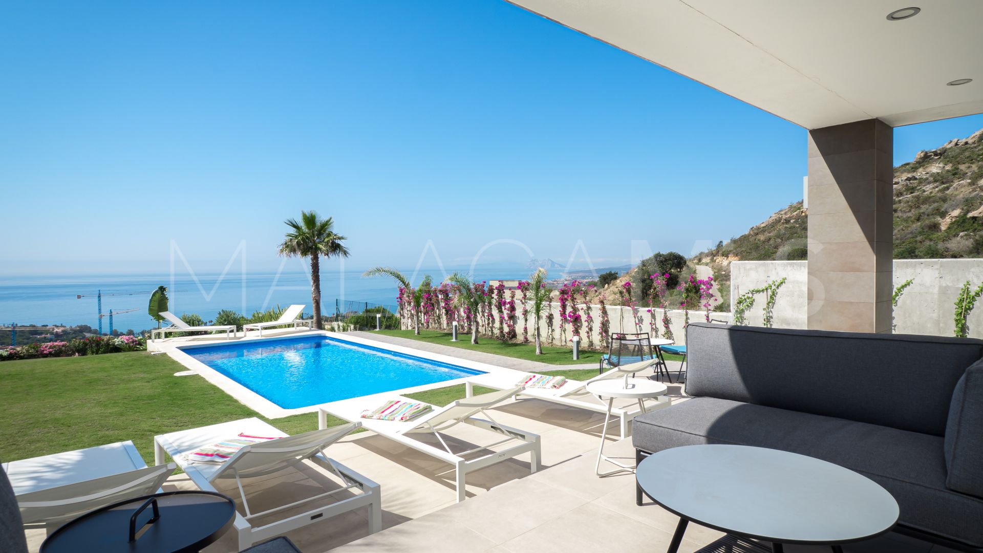 Villa with 4 bedrooms for sale in Manilva
