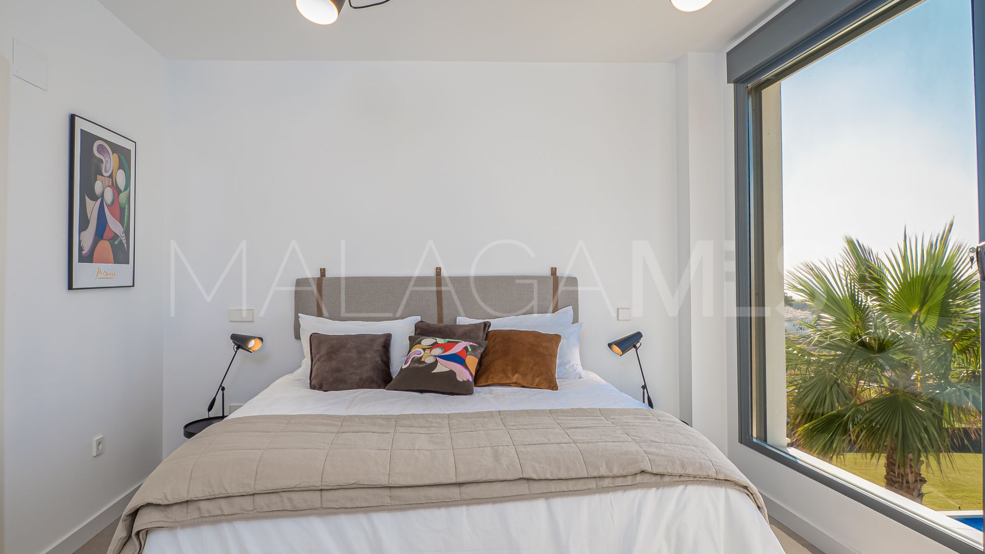 Villa with 4 bedrooms for sale in Manilva