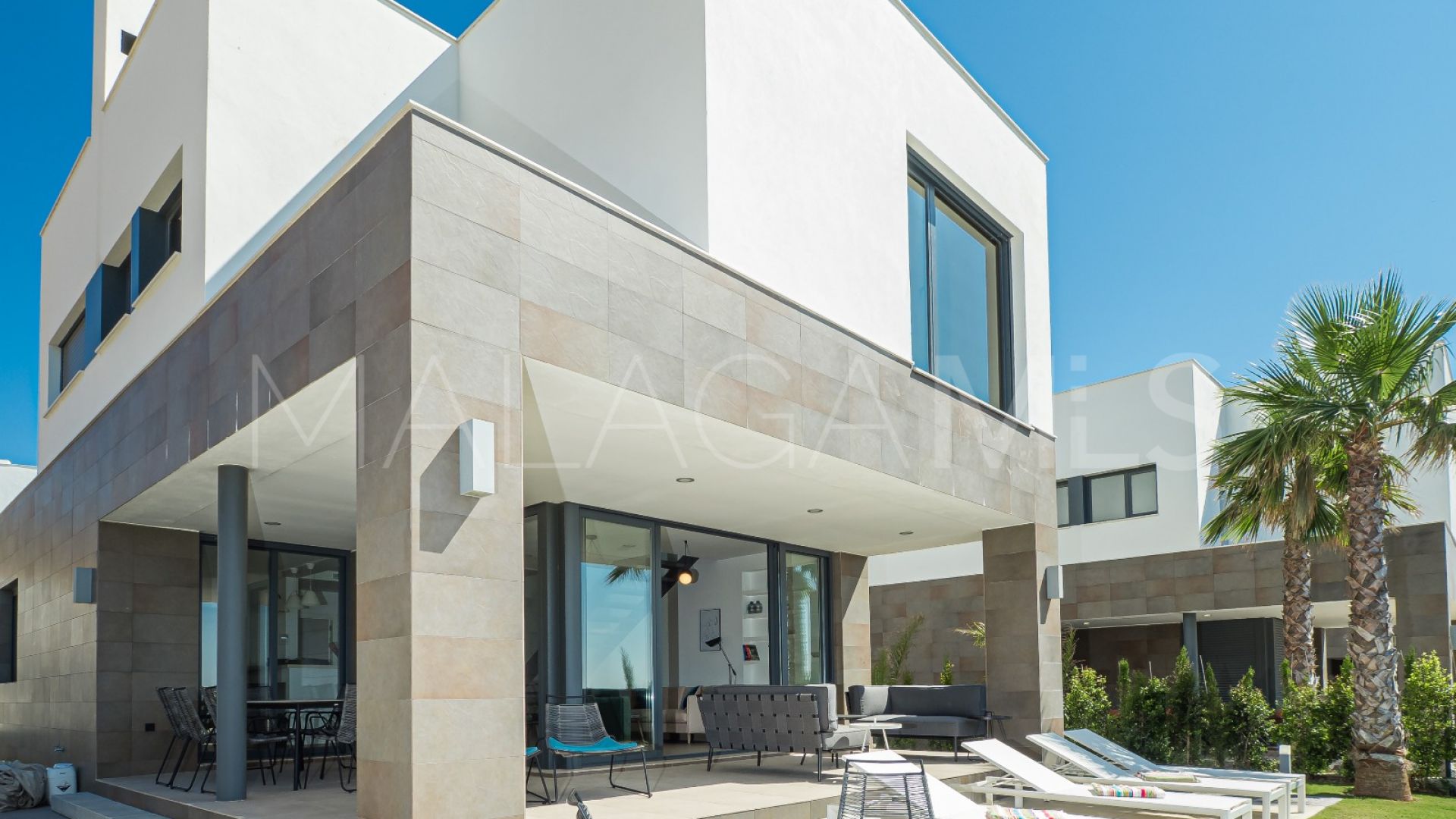 Villa with 4 bedrooms for sale in Manilva