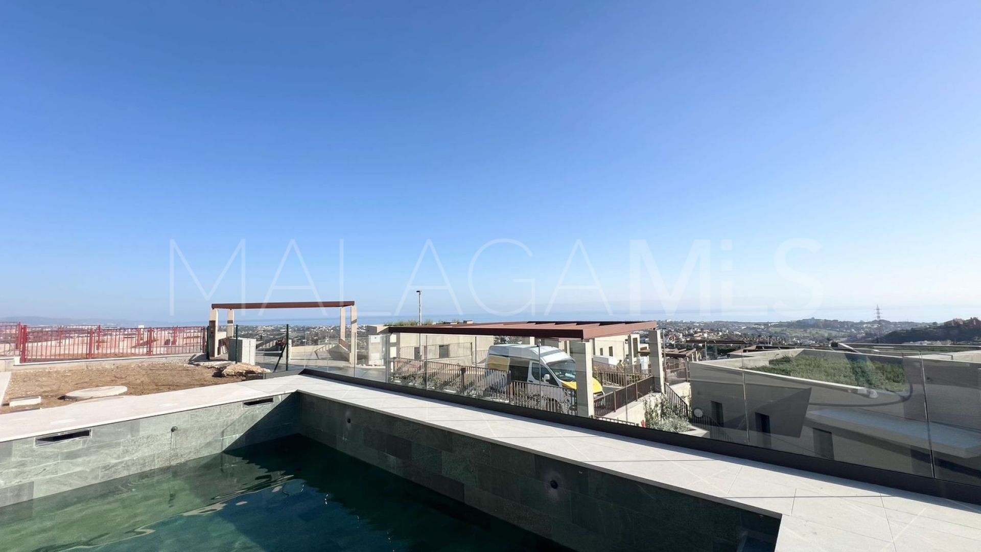 Villa for sale in Benahavis