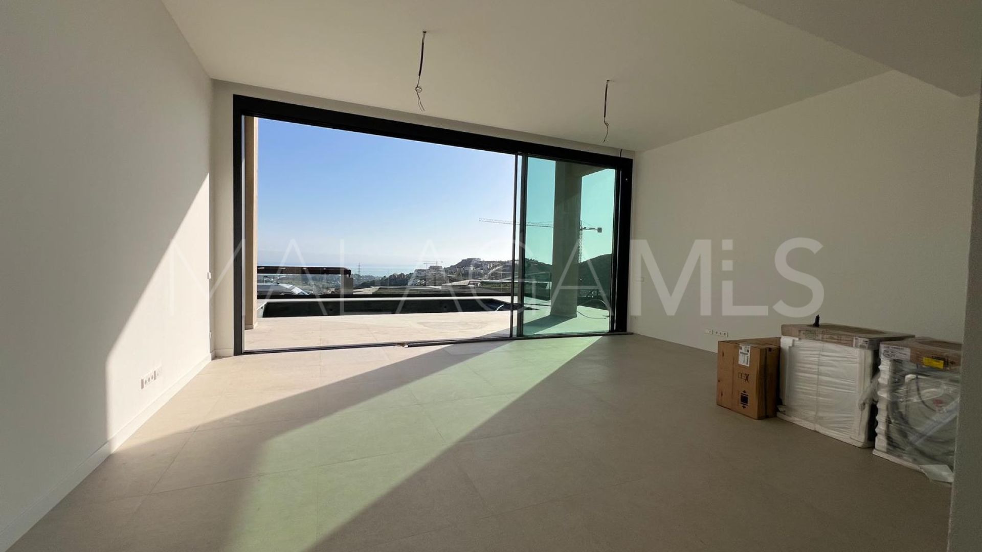Villa for sale in Benahavis