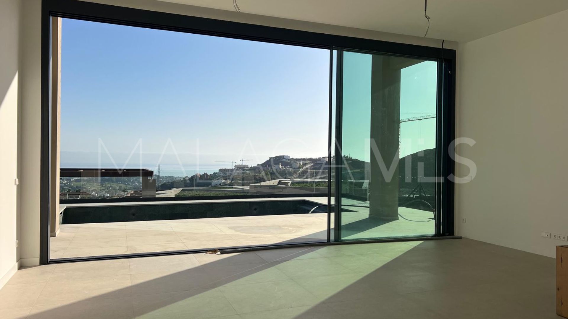 Villa for sale in Benahavis