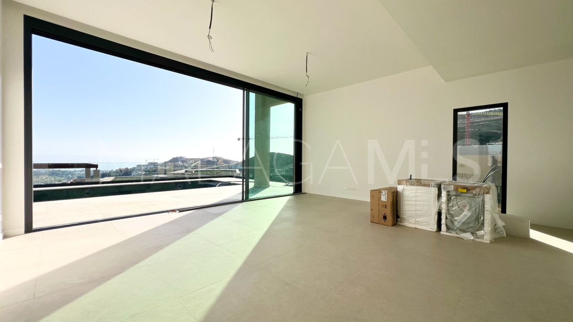Villa for sale in Benahavis