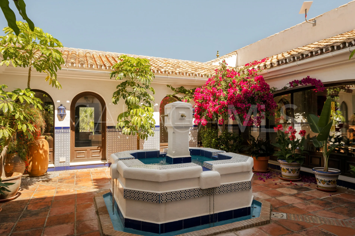 Villa for sale in Marbella