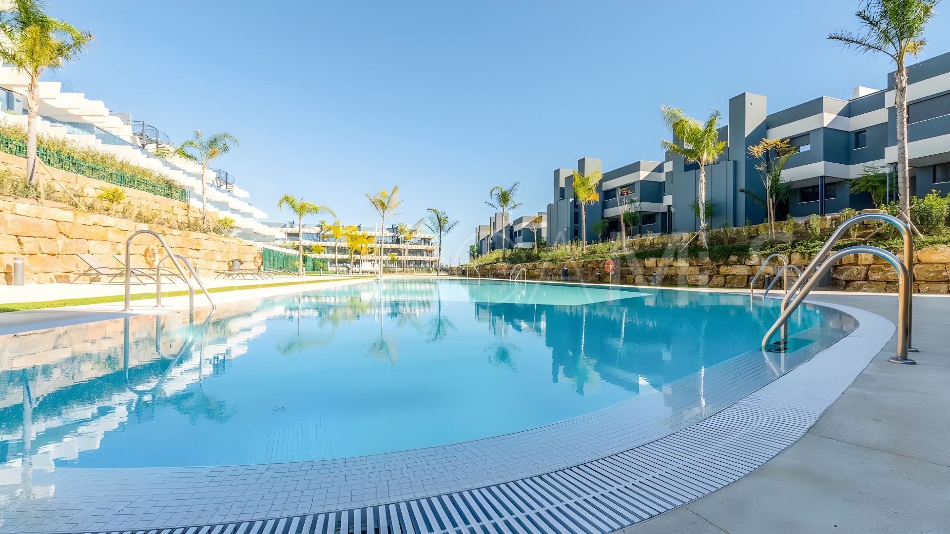 Ático for sale with 3 bedrooms in Estepona