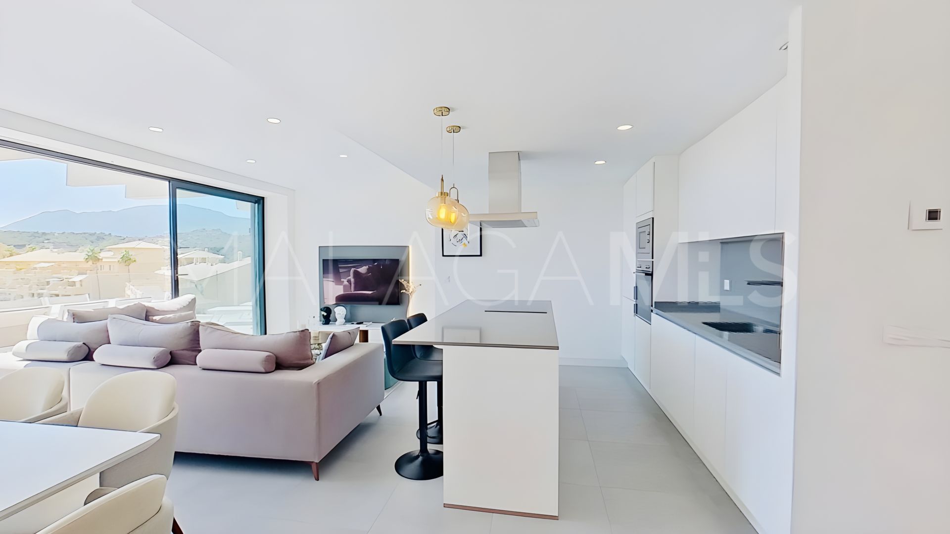 Ático for sale with 3 bedrooms in Estepona