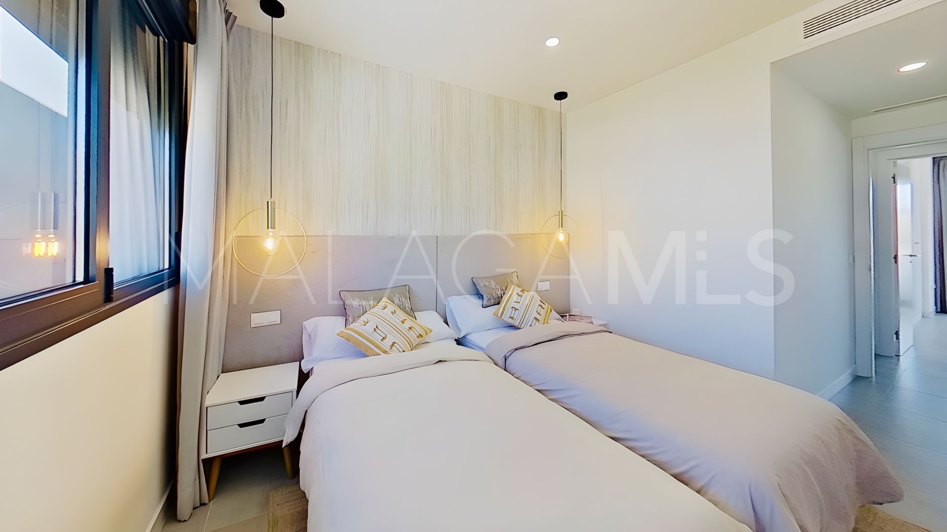 Ático for sale with 3 bedrooms in Estepona