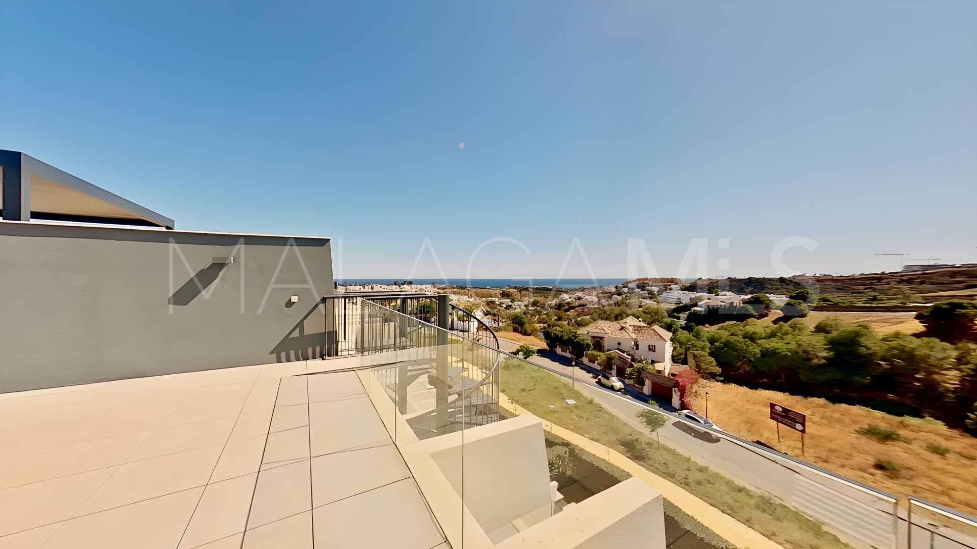 Ático for sale with 3 bedrooms in Estepona