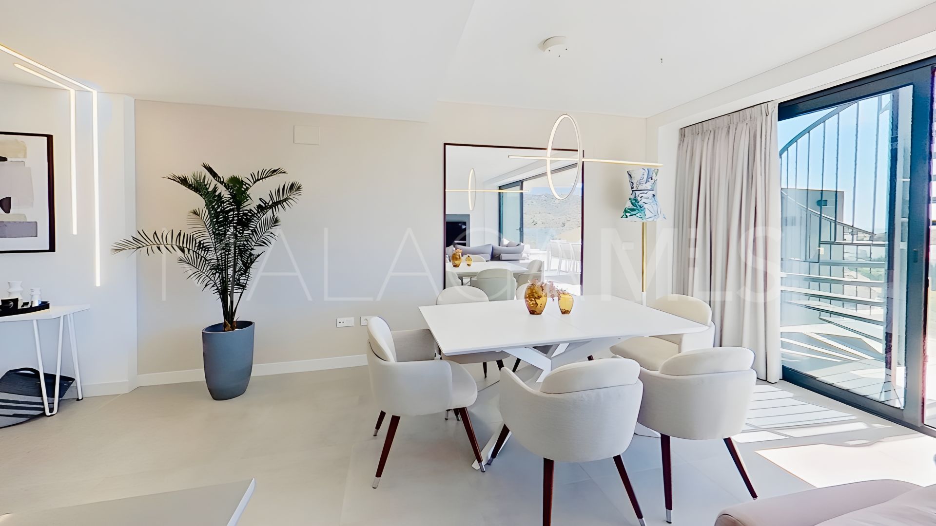 Ático for sale with 3 bedrooms in Estepona