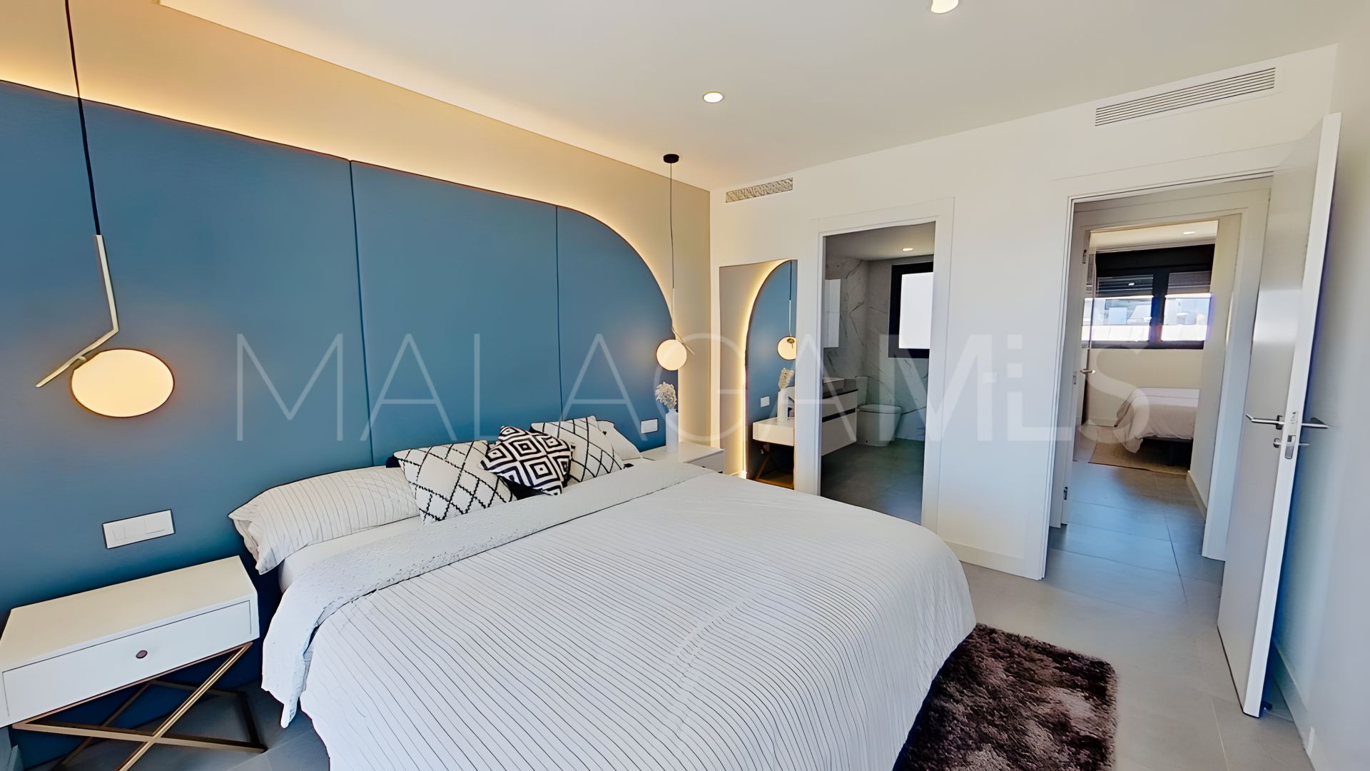 Ático for sale with 3 bedrooms in Estepona