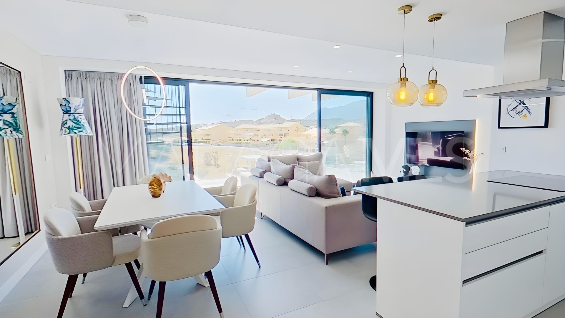 Ático for sale with 3 bedrooms in Estepona