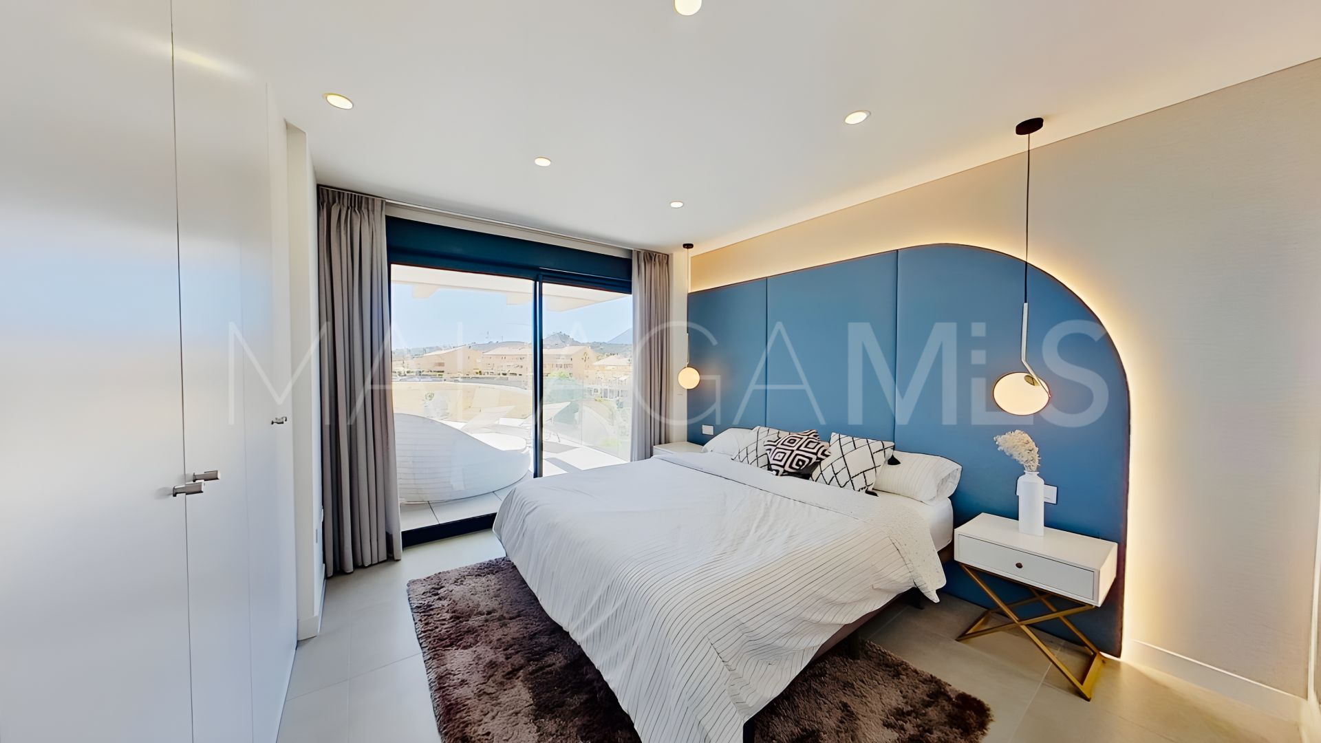 Ático for sale with 3 bedrooms in Estepona