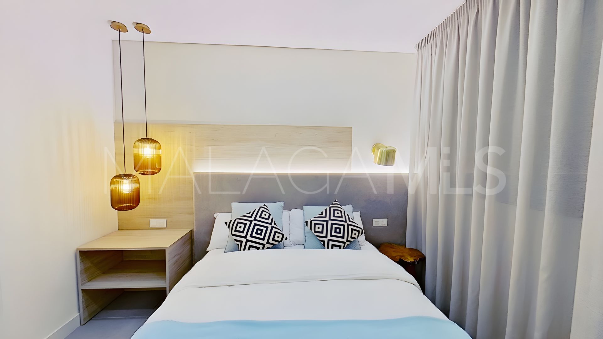 Ático for sale with 3 bedrooms in Estepona