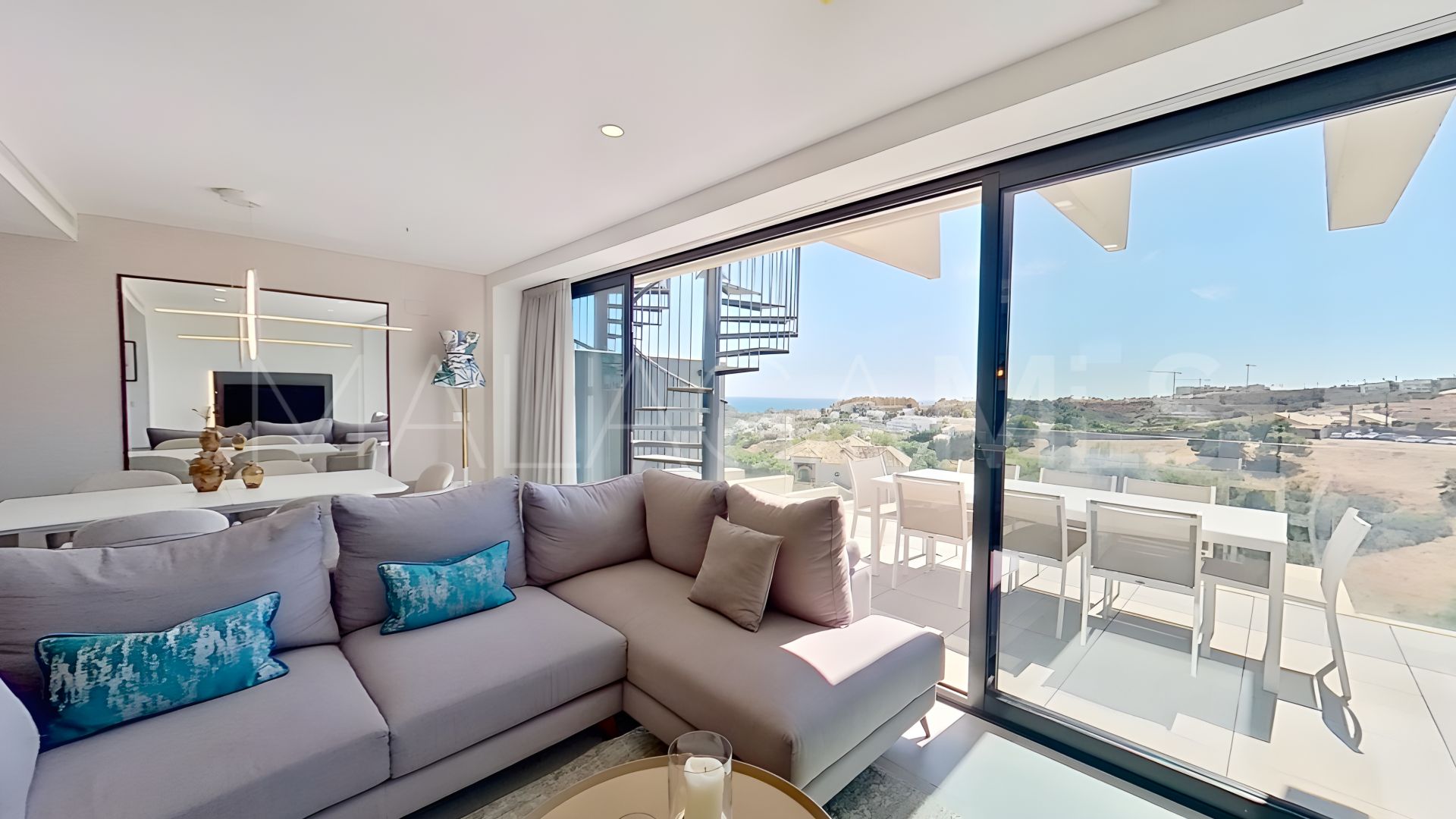 Ático for sale with 3 bedrooms in Estepona