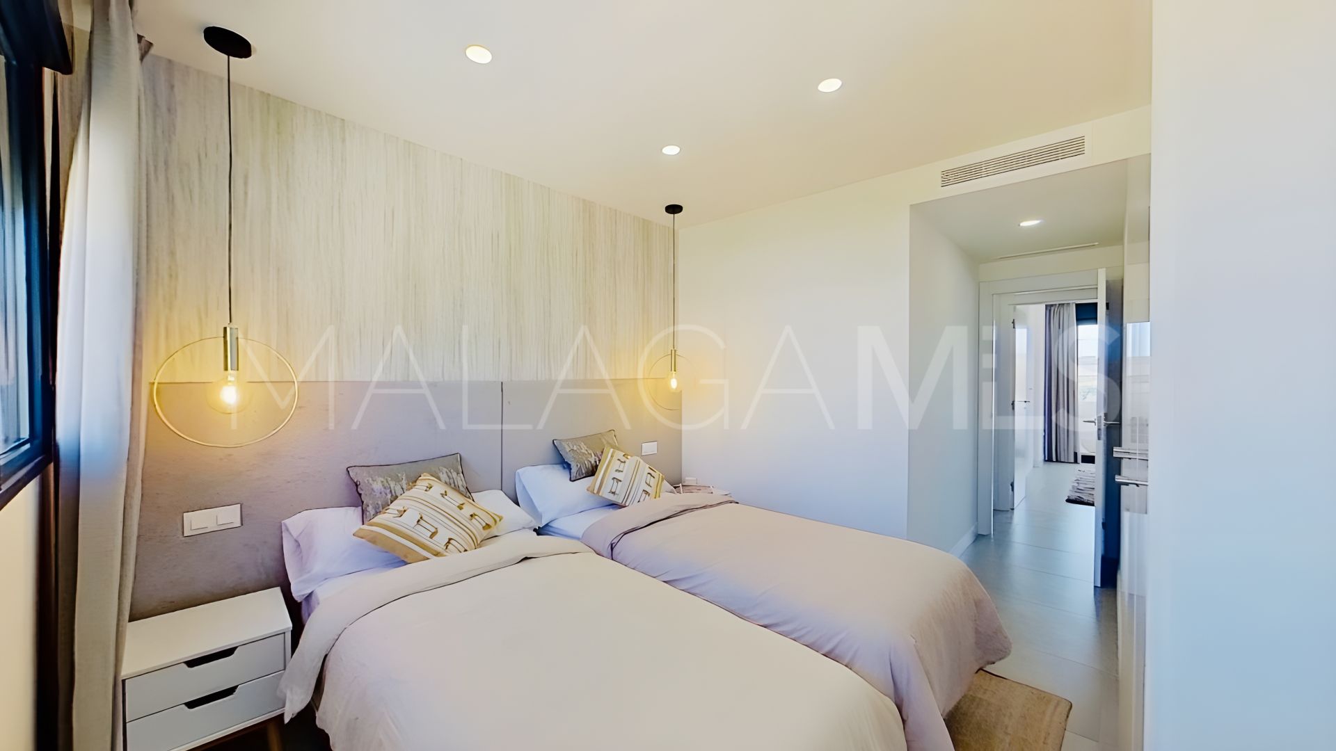Ático for sale with 3 bedrooms in Estepona