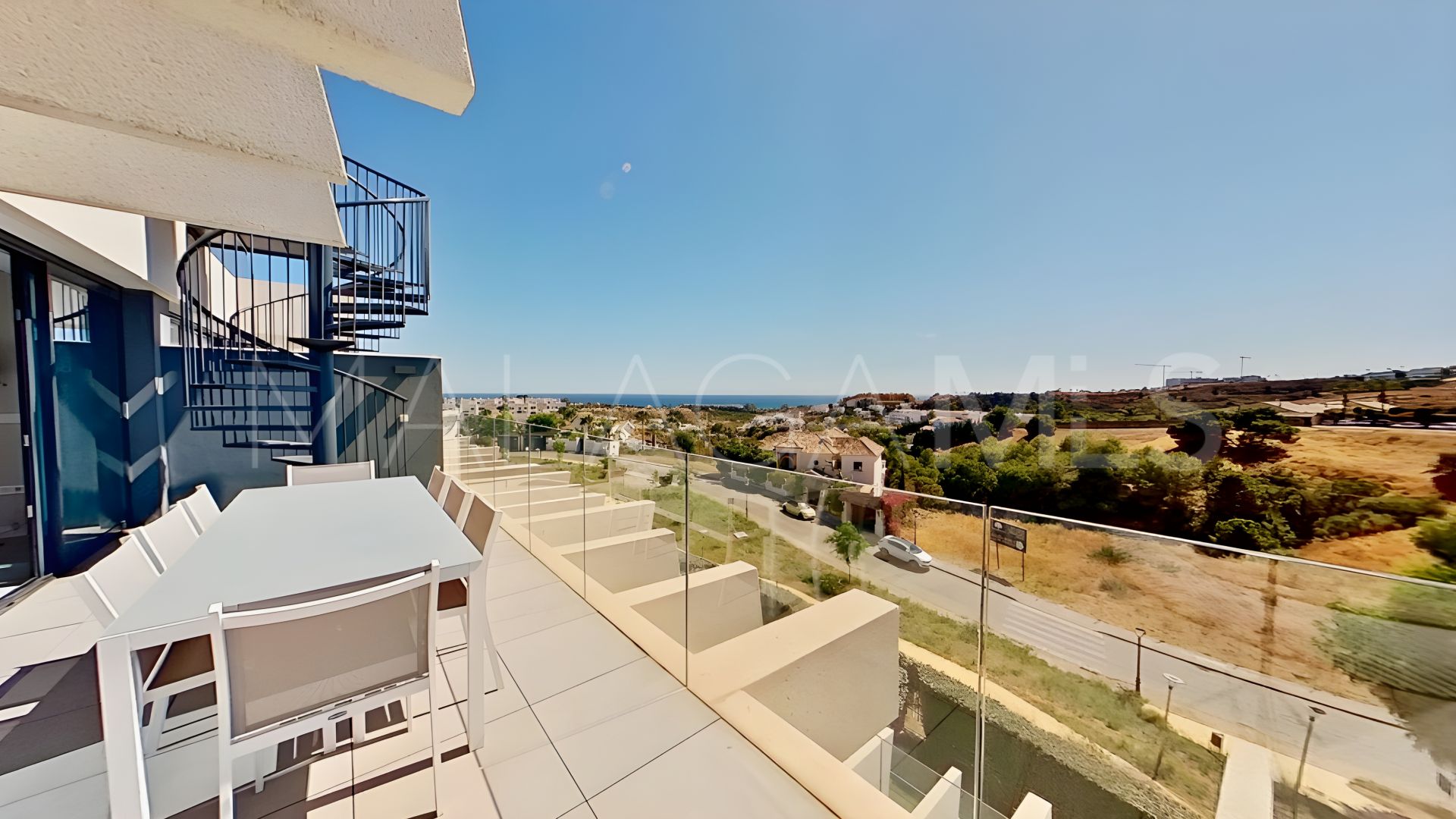 Ático for sale with 3 bedrooms in Estepona