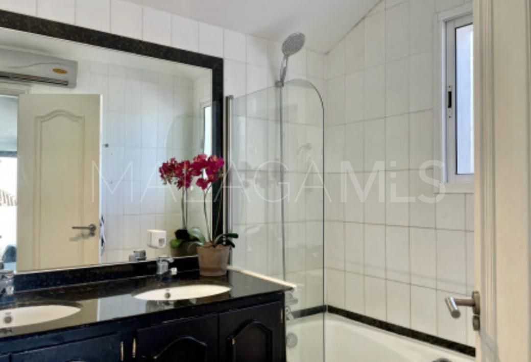 Takvåning for sale in Marbella Golden Mile