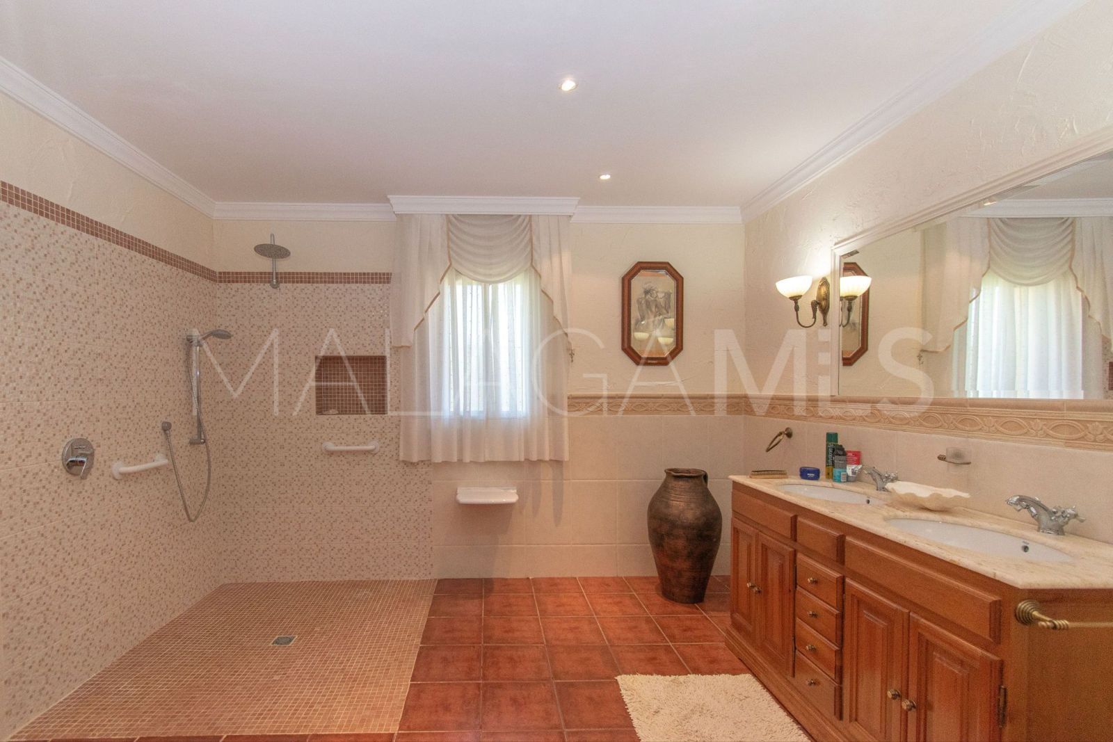 Villa for sale in Cala de Mijas