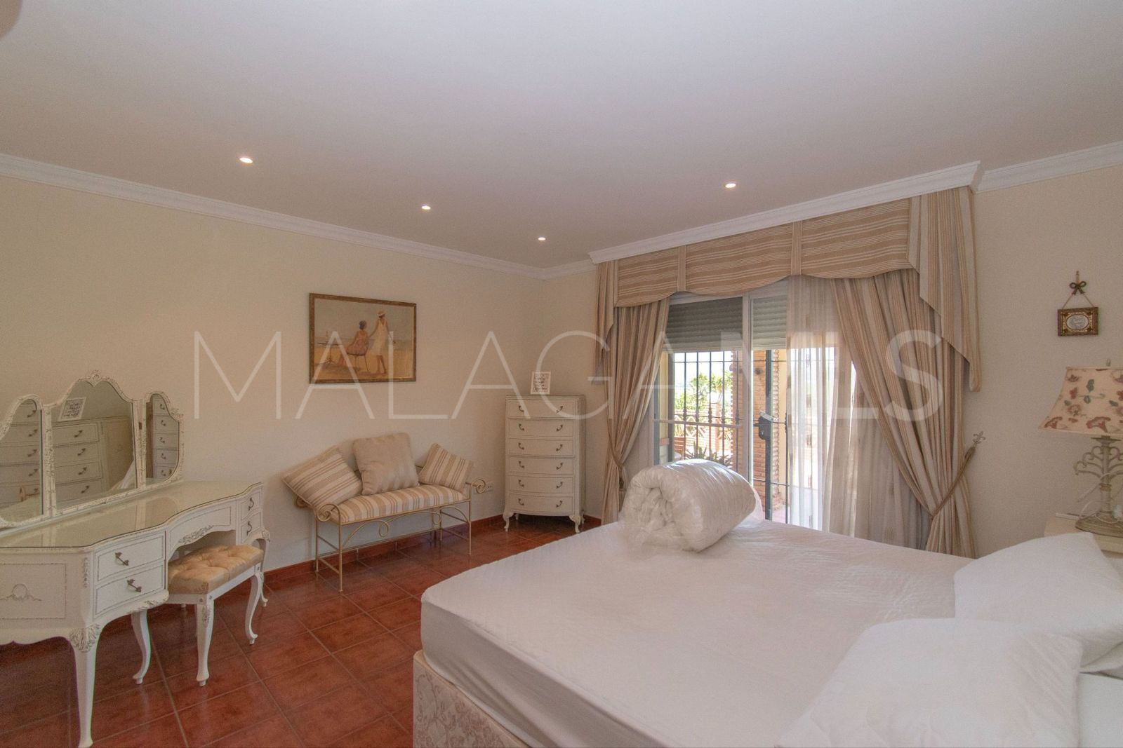 Villa for sale in Cala de Mijas
