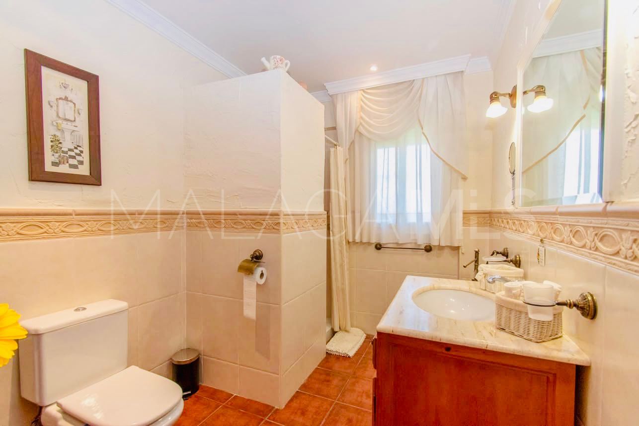 Villa for sale in Cala de Mijas