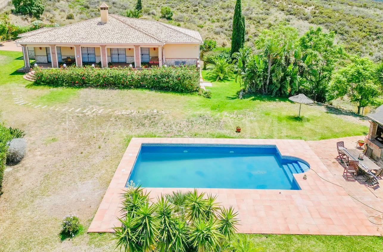 Villa for sale in Cala de Mijas