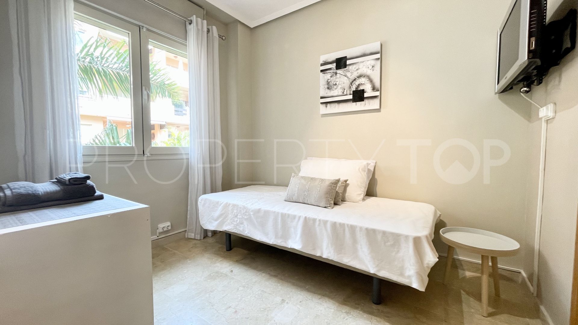 For sale Marbella East apartment