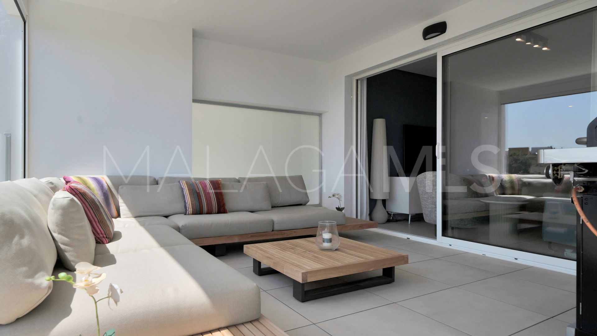 Duplex with 3 bedrooms for sale in Marbella