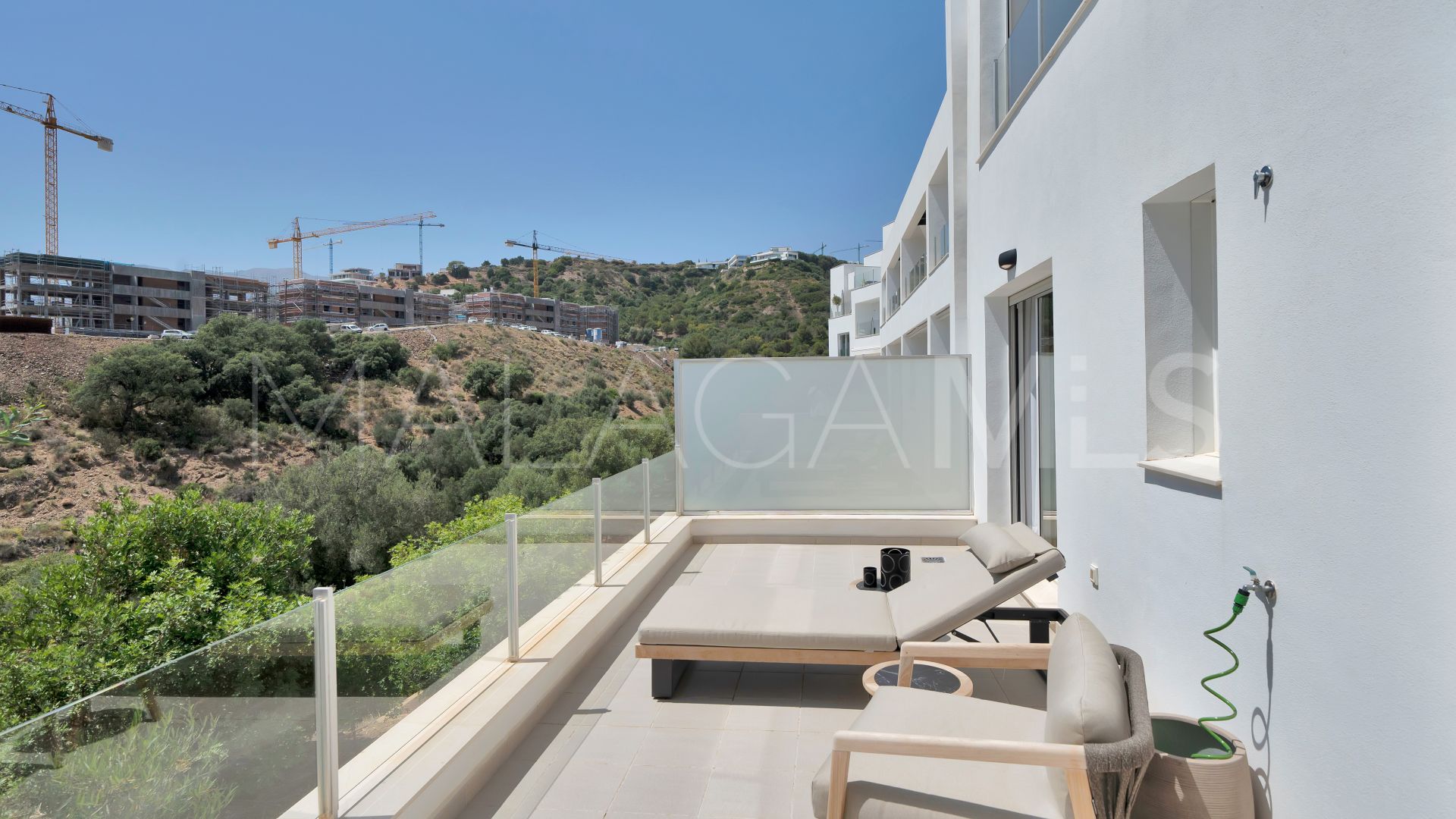 Duplex with 3 bedrooms for sale in Marbella